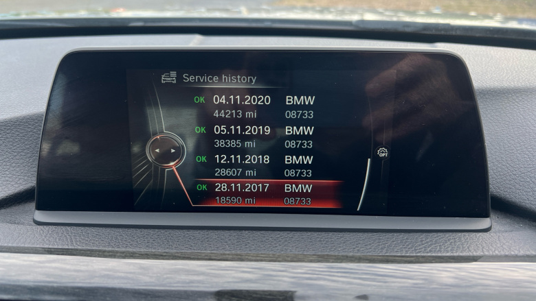 BMW 3 Series 330d xDrive Luxury 4dr Step Auto Diesel Saloon